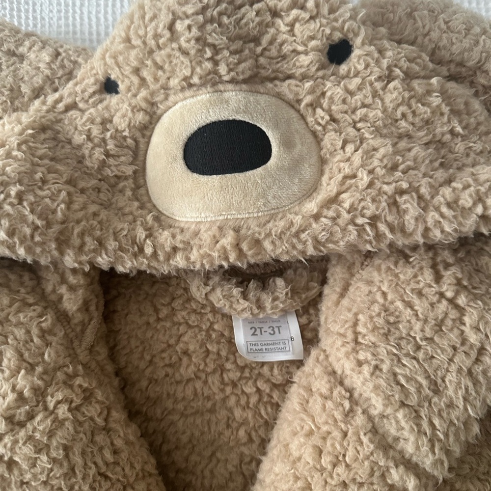 Pottery Barn Kids Tan Bear Hooded Bathrobe - Picture 2 of 5